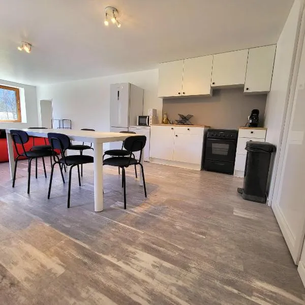Oisans Peak House, hotel v destinaci Le Bourg-dʼOisans