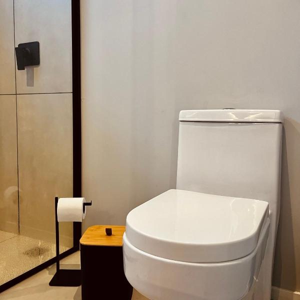 Container Romântico com Hidromassagem e Vista - Foto 3