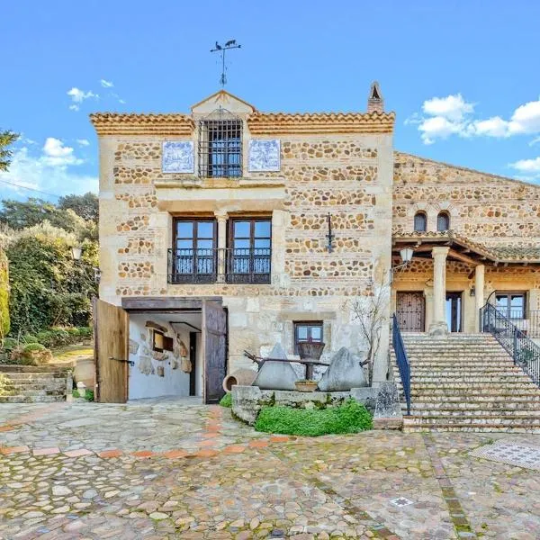 Mansion 35min Madrid - Cine - Piscina - BBQ, hotel v destinaci Guadalajara