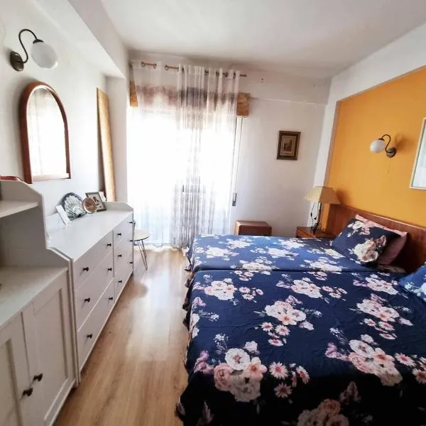 Sun & Fun in Armacao de Pera, hotel in Armação de Pêra
