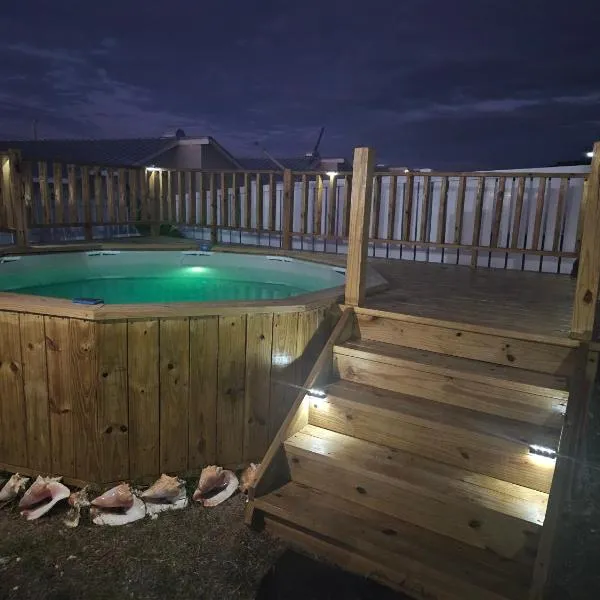 Summer Breeze Villa, hotel Luceában