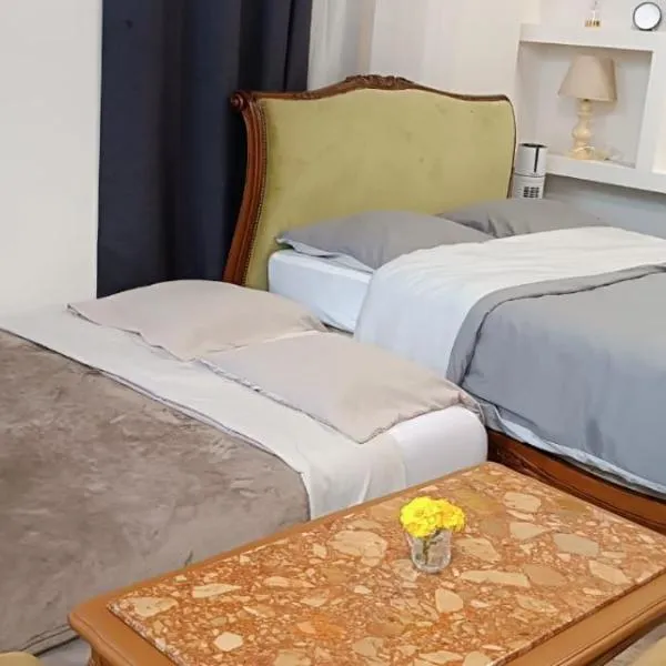 studio Artur 1, hotel v destinaci Bar-sur-Aube