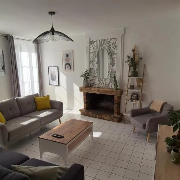 Belle maison de ville, hotel v destinaci Alençon