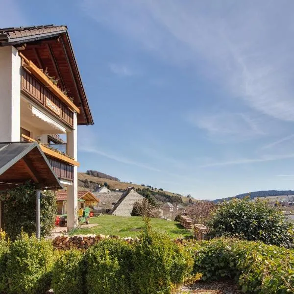 Appartment Bergblick, hotel en Bernau im Schwarzwald