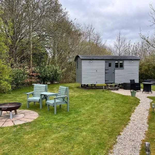 Greatwood Shepherds Hut, hotel v destinaci Battle