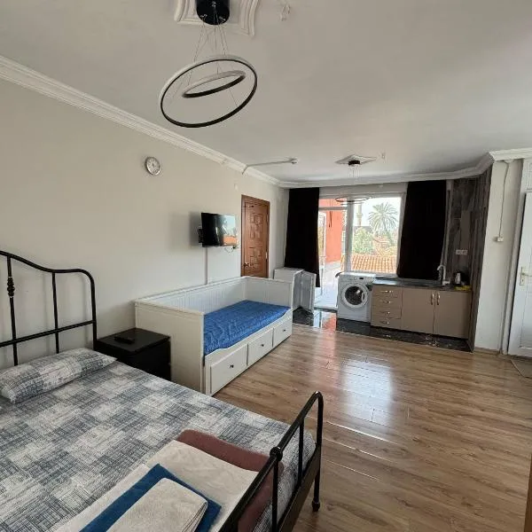 Erkal Pension, hotel in Antalya