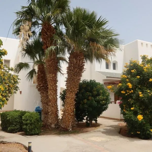 Spacious 1bd on the Beach - White Villas, El Gouna, hotel in Hurghada