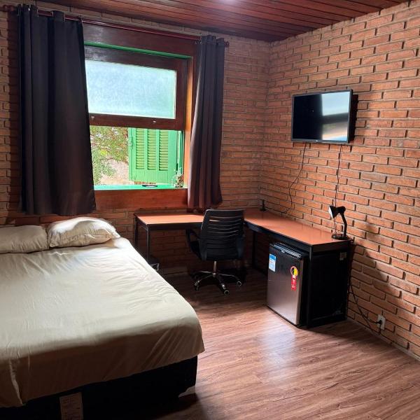 Quarto privativo completo no Centro