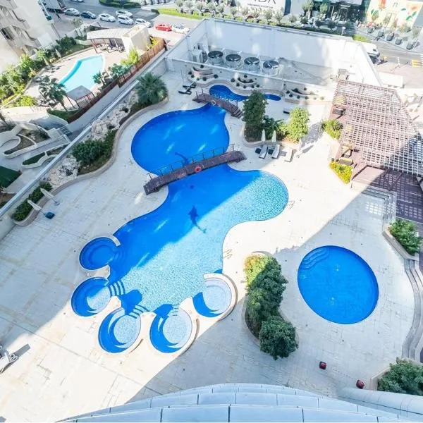 Female - Girls Joyful Journeys - girls only bedspace, hotel v Dubaji