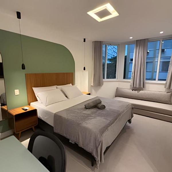 Apartamento reformado a menos de 100 metros da praia - Foto 2
