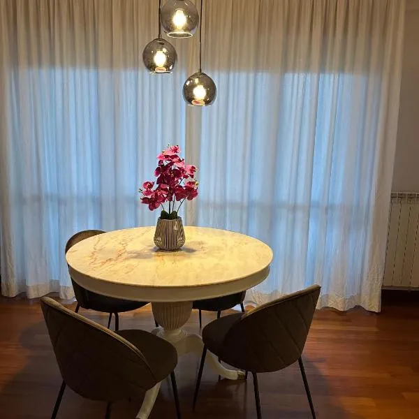 La Villa Apartment, hotel v destinaci Frosinone