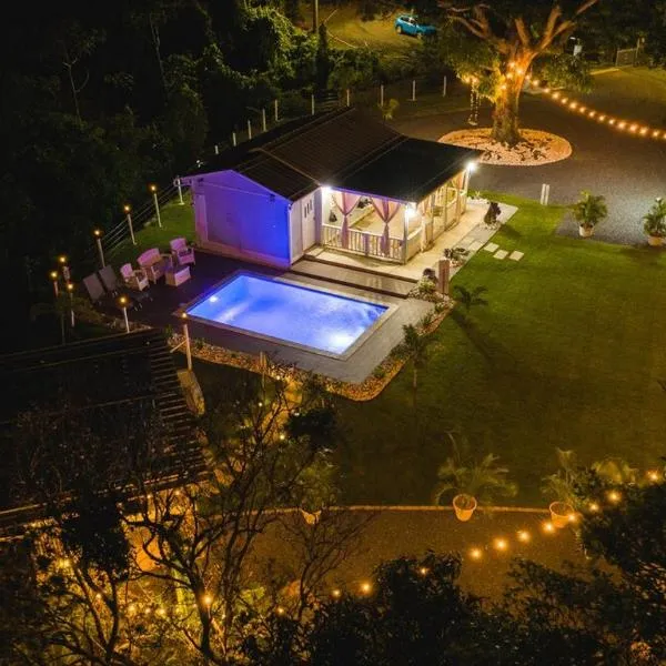Bello Amanecer Guest House with Private Pool、アニャスコのホテル