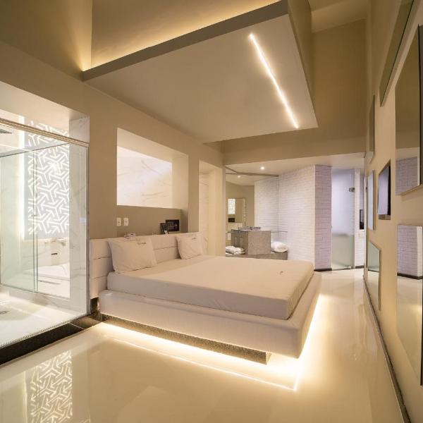 Motel Platinum