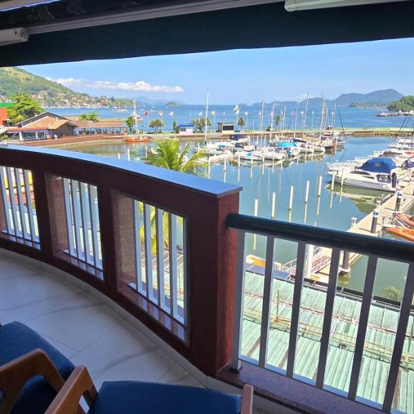 SUPER FLAT 180 graus em Angra dos Reis , Frente Mar na Marina Piratas com estacionamento gratuito