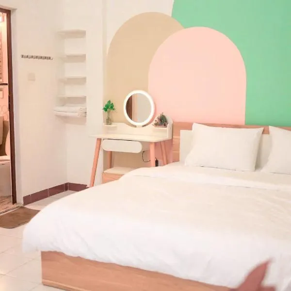 Charm Home 5, hotel v Hanoji