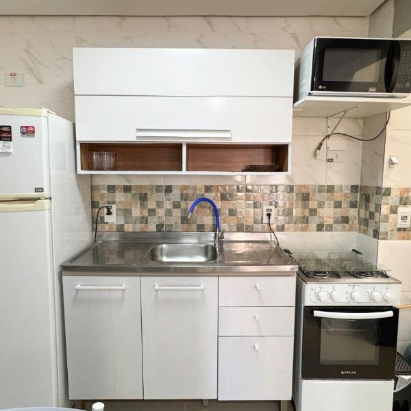 Casa 3 min da praia 2 suítes churrasqueira garagem - Foto 4