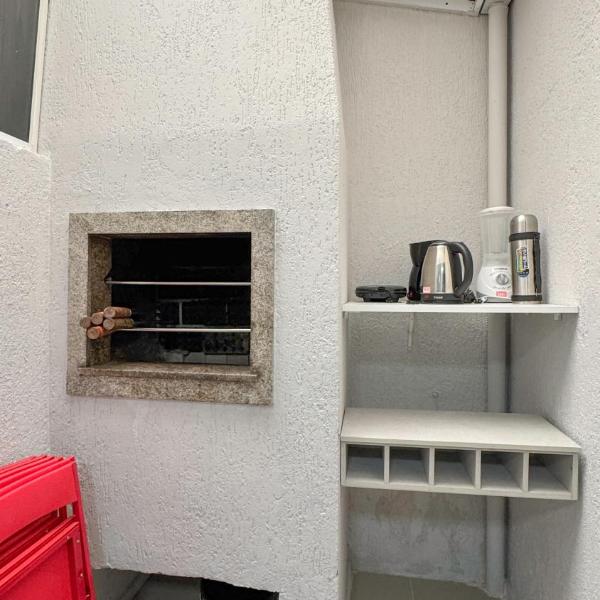 Casa 3 min da praia 2 suítes churrasqueira garagem - Foto 5