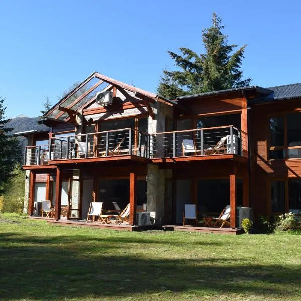 Puerto Manzano Lodge, ξενοδοχείο σε Villa La Angostura