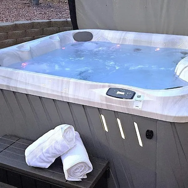 Hot Tub-Boat Parking-SUPs-Fire Pit-Ping Pong-WD-Coffee Bar, khách sạn ở Page