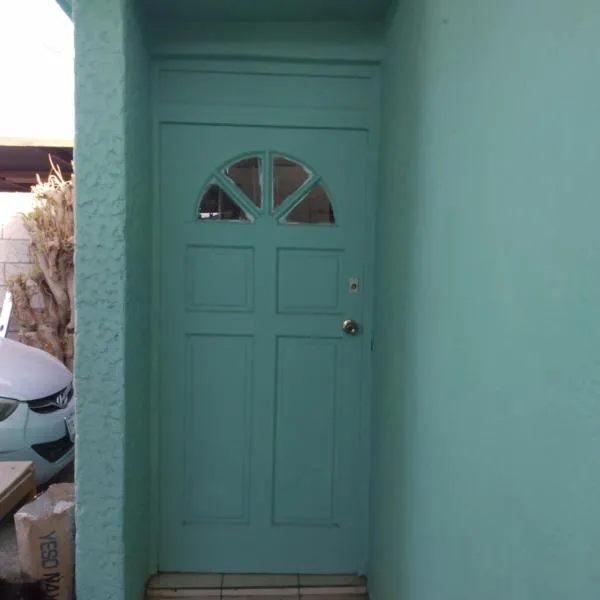 Agradable habitación B, отель в городе Мехикали