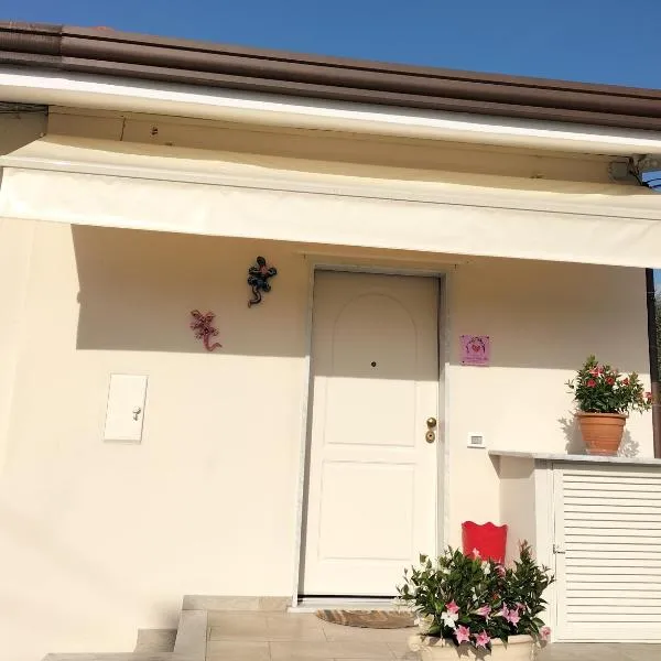 La Casina di Nonna Altea, hotel a Massa