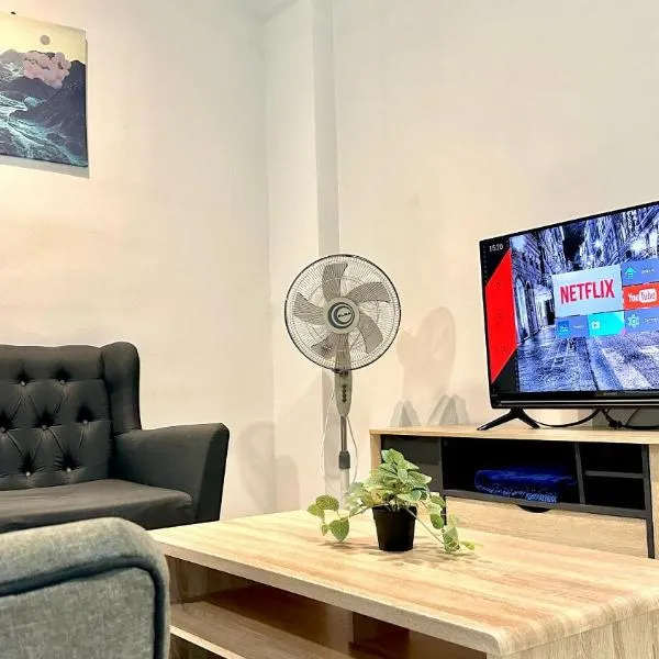 2BR Lively City View Family Suite#Airport, hotel v destinaci Bayan Lepas