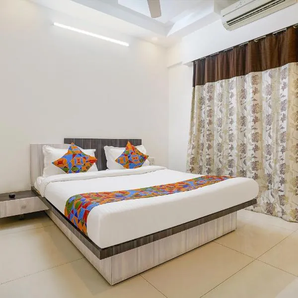 FabHotel Shree Balaji NX Banquets & Apartment, hotel en Bombay