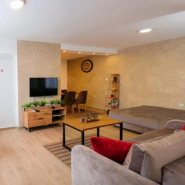 Apartman Jež, hotel en Kuršumlija