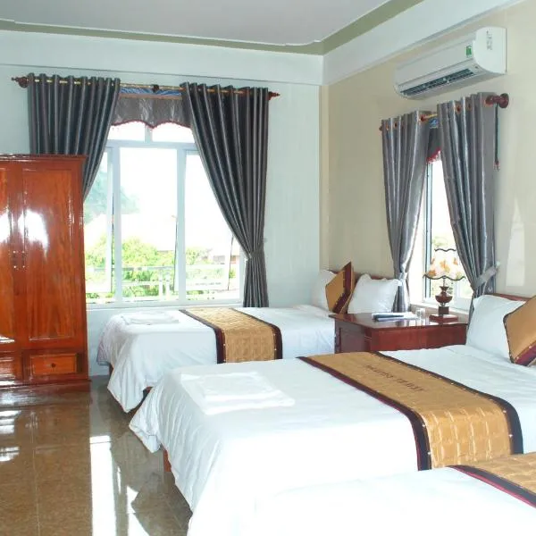 Paradise Hotel, khách sạn ở Ðá Lòn