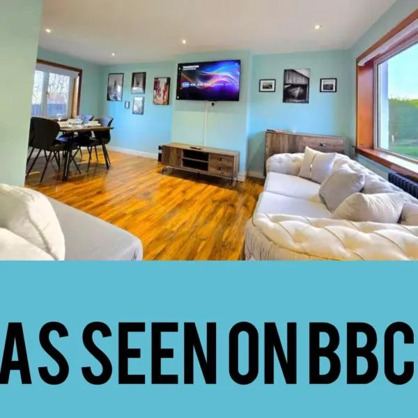 Super luxury 2 bedroom, full house sleep 5 with garden & parking close to airport, hotel v destinaci Elderslie
