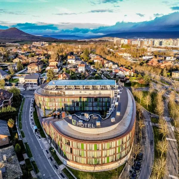 Hotel Jardines de Uleta Suites, hotel en Vitoria