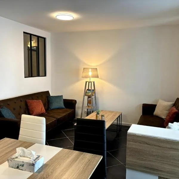 Le Moderne I Spacieux - 6 p - Hyper Centre, hotel in Annemasse