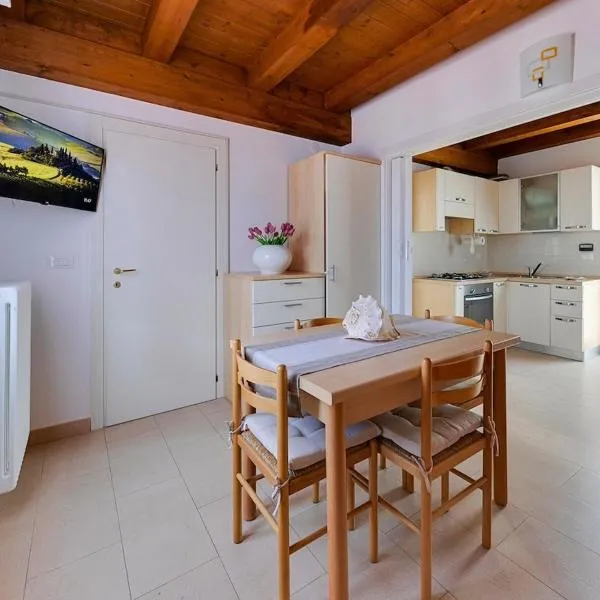 SUMMER - Casa a due passi dal mare con Free Parking e Wi-Fi, hotel a Cesenatico