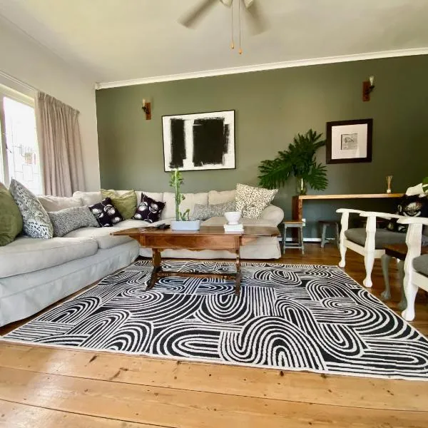 Sagelands Apartment، فندق في ديربان
