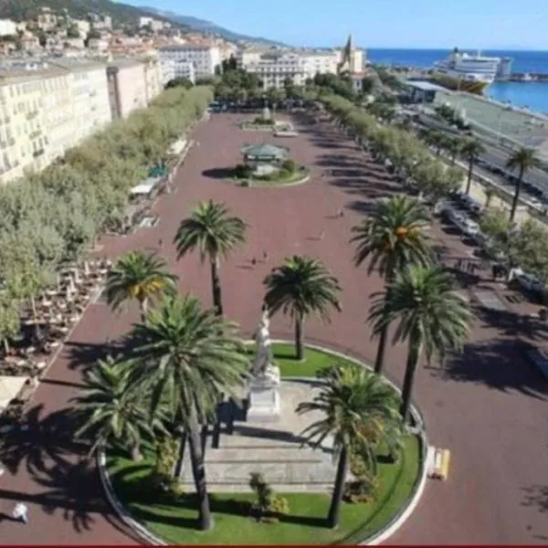 Place Saint Nicolas - Bastia, hotel in Bastia