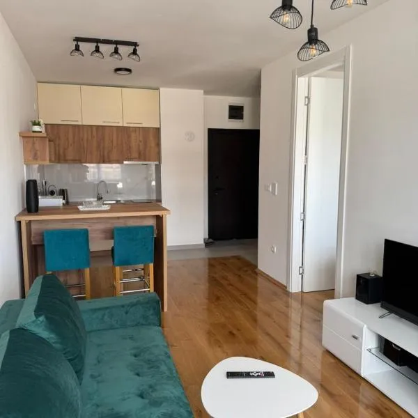 Stan na dan Apartman Harmonija, hotel in Zalužani