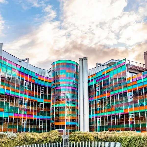 Hotel Jardines de Uleta Suites, hotel v destinaci Vitoria-Gasteiz