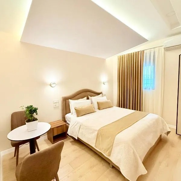 Centrum Hotel、ティラナのホテル