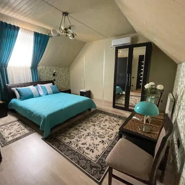 Готель GUEST HOUSE Сауна, hotel v destinaci Radekhov