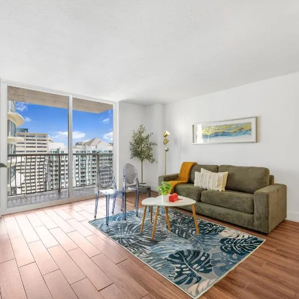 Exclusive 1BR Apartment on 35th floor, hotell i Miami