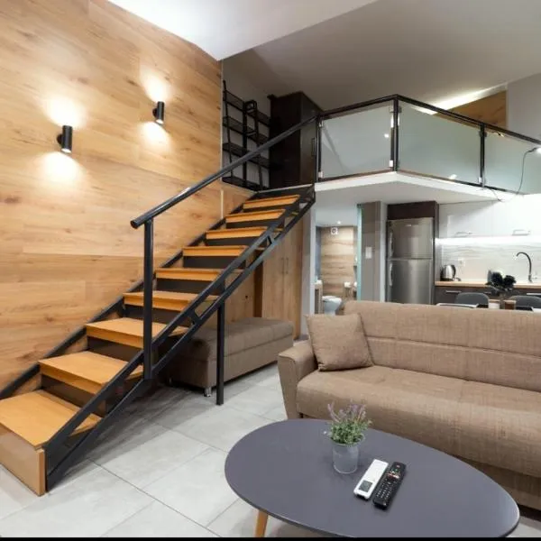 Serres Loft Apartment, hotel in Serres