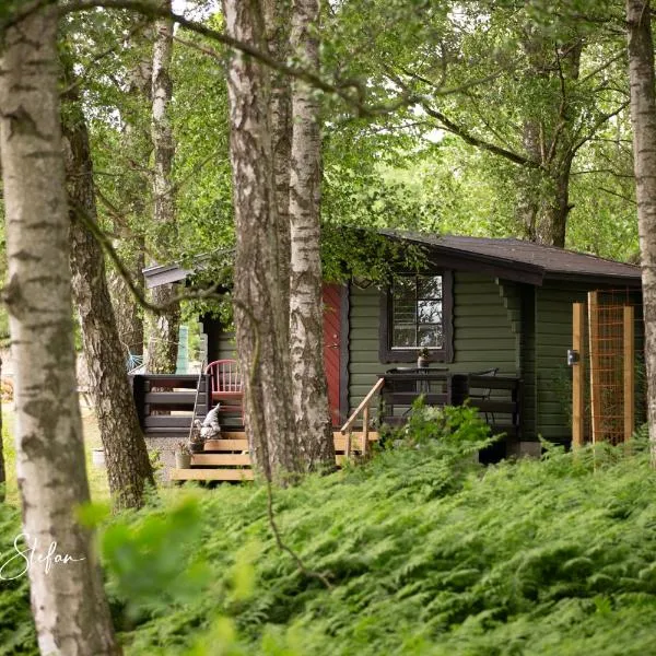 Naturnära Fritidsboende, Thulebo YinTorp, hotel u gradu Arkelstorp
