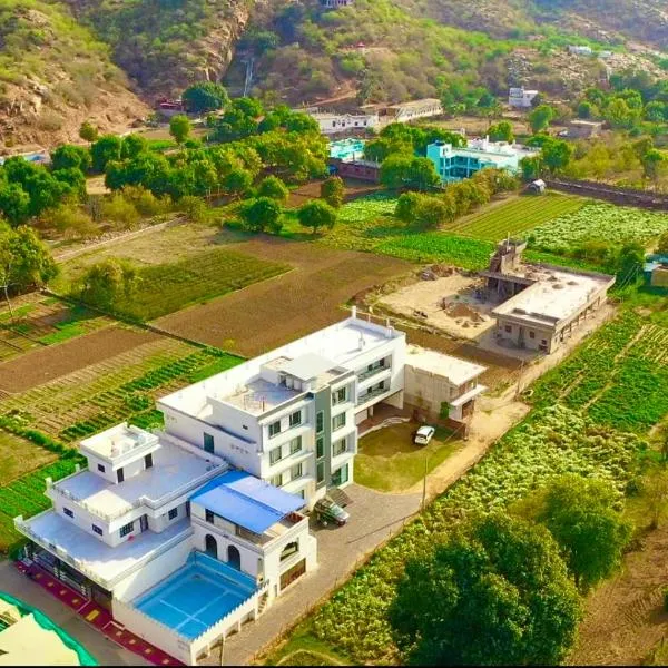 Sitara Hotel & Resort, Pushkar - Nested in Nature's Lap, hotel v destinaci Puškar