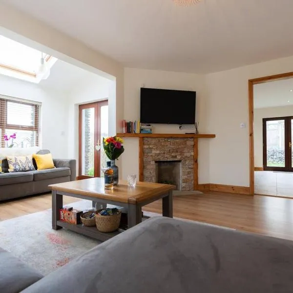 Townside Stay - New Town Dingle, hotel i Dingle