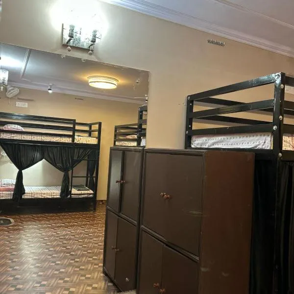 SREA Homestead Dormitory, hotel v Novém Dillí