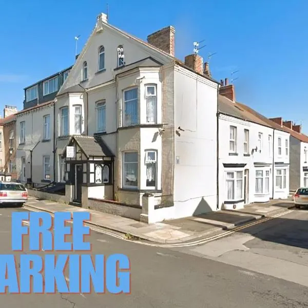 OYO Tudor Lodge - Redcar Beach, hotel in Redcar
