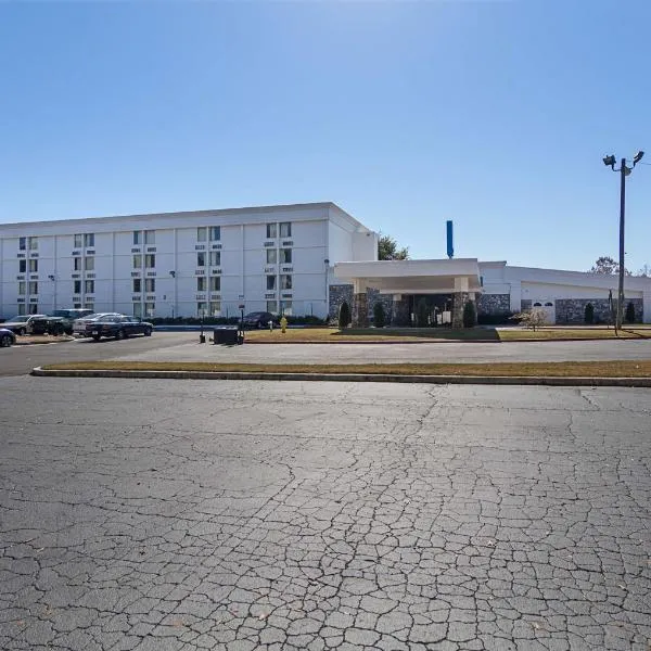 Motel 6-Decatur, GA, hotel v destinaci Decatur