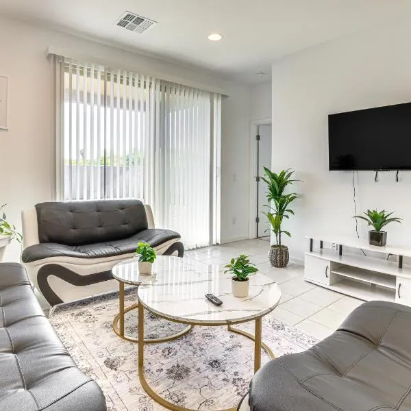 4 Mi to South Mountain Park Phoenix Area Home