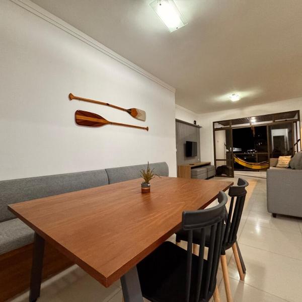 Cobertura na Praia da Enseada-Guarujá 180m2 10 hospedes