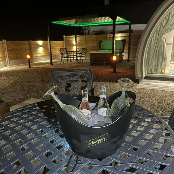Killee Luxury pod and private hot tub, hotel v destinaci Coa